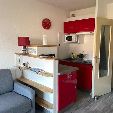 Frejus, Dans Avec Piscine Apartment